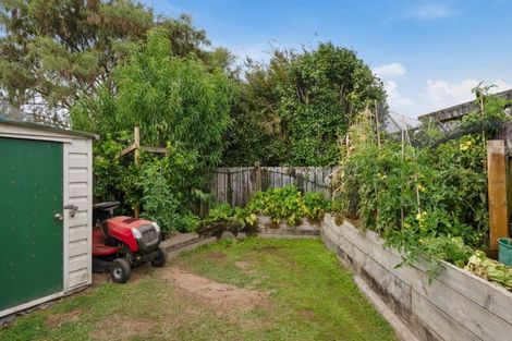 Photo of property in 11 Blomfield Street, Pukehangi, Rotorua, 3015