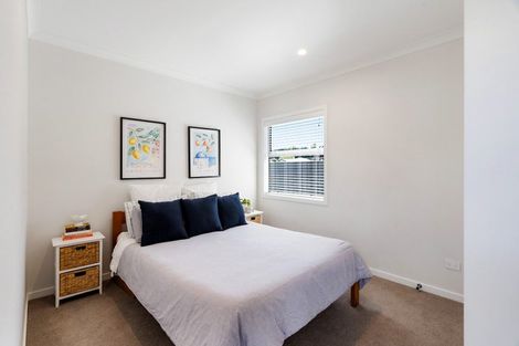 Photo of property in 22 Young Place, Taradale, Napier, 4112