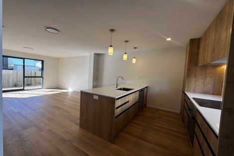 Photo of property in 5/6 Gilberthorpes Road, Islington, Christchurch, 8042