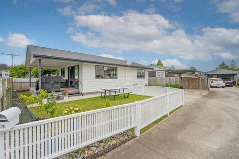 Photo of property in 2a Bryce Street, Whitianga, 3510