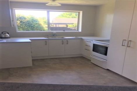 Photo of property in 2/73 Solomon Avenue, Redwood, Christchurch, 8051