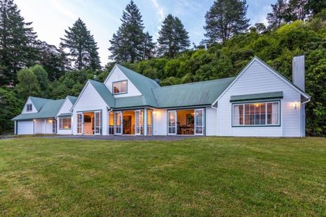 Photo of property in 26 Brunette Drive, Acacia Bay, Taupo, 3330
