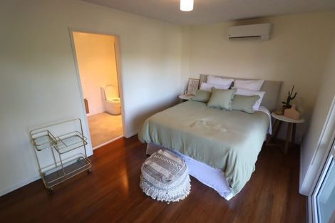 Photo of property in 3 Busbridge Place, Hillcrest, Auckland, 0627