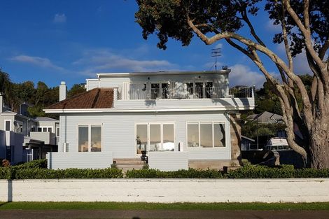 Photo of property in 48 The Esplanade, Eastern Beach, Auckland, 2012