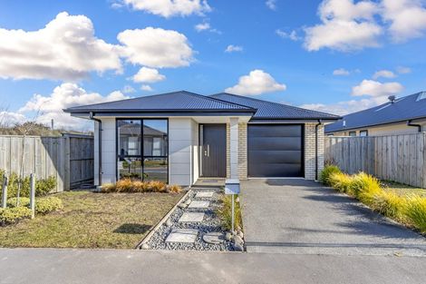 Photo of property in 15 Eric Melrose Lane, Halswell, Christchurch, 8025