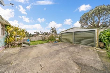 Photo of property in 31 Driver Crescent, Cannons Creek, Porirua, 5024