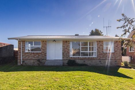 Photo of property in 3 Pryce Place, Silverdale, Hamilton, 3216