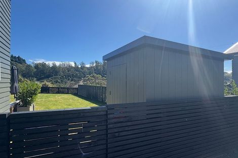 Photo of property in 8 Holystone Road, Whitby, Porirua, 5024