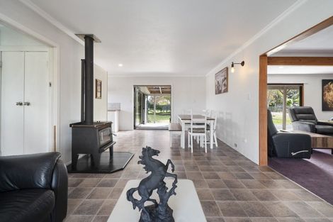 Photo of property in 363 Brandon Hall Road, Bulls, 4894