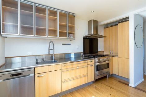 Photo of property in 8 Mckenzie Terrace, Carterton, 5713