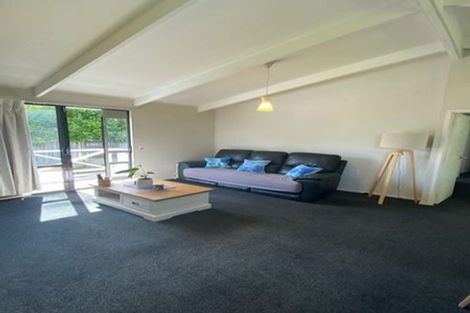 Photo of property in 2/14 Thalia Place, Totara Vale, Auckland, 0629