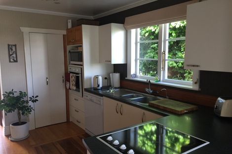 Photo of property in 81 Bay Street, Red Beach, 0932