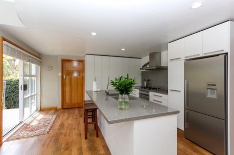 Photo of property in 29 Rogan Street, New Plymouth, 4310