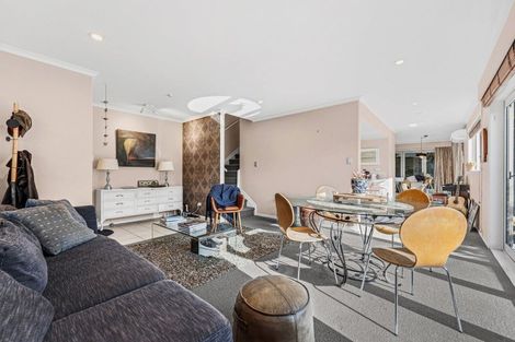 Photo of property in 31 Millennial Way, Orewa, 0931