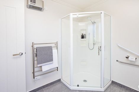 Photo of property in 152 Newcastle Street, Windsor, Invercargill, 9810