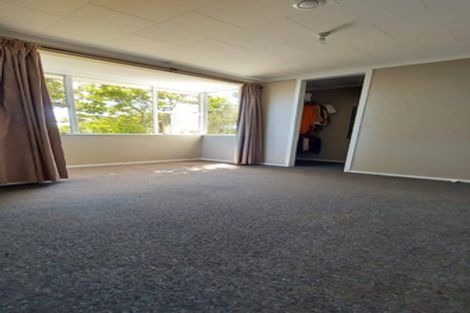 Photo of property in 1394 Devon Road, Brixton, Waitara, 4382