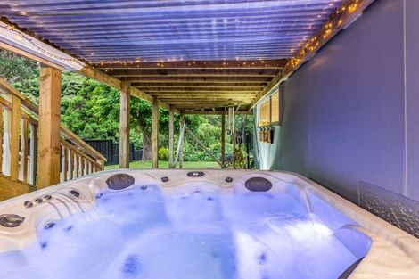 Photo of property in 17 Carvel Lane, Whitby, Porirua, 5024