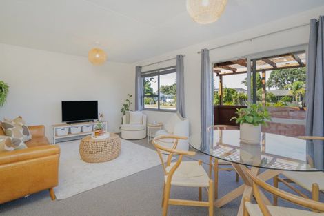 Photo of property in 3a Sarah Avenue, Whitianga, 3510