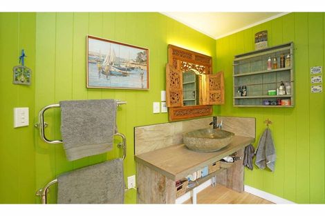 Photo of property in 82 Rangitane Loop Road, Kerikeri, 0294