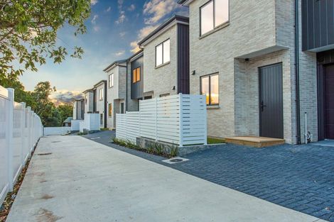 Photo of property in 3/17 Sandspit Road, Cockle Bay, Auckland, 2014