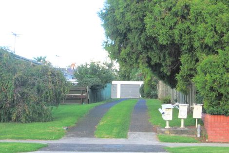 Photo of property in 2/65 Rangitoto Road, Papatoetoe, Auckland, 2025