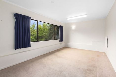 Photo of property in 81 Fyvie Avenue, Tawa, Wellington, 5028