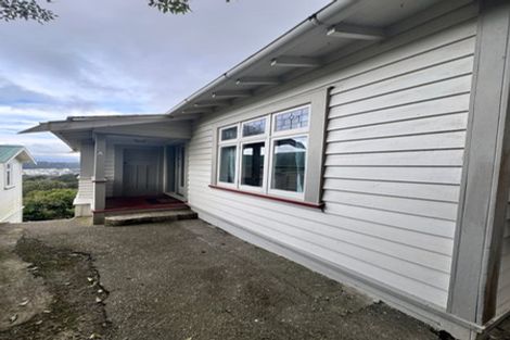 Photo of property in 68 Mortimer Terrace, Brooklyn, Wellington, 6021