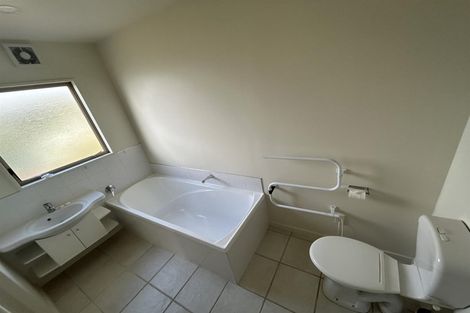 Photo of property in 86 Mount Pleasant Road, Mount Pleasant, Christchurch, 8081