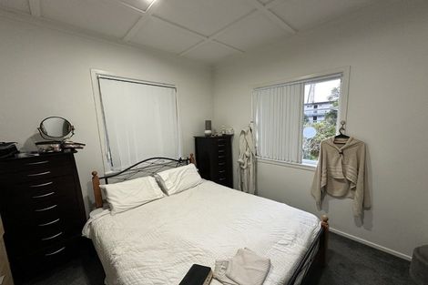 Photo of property in 34 Sutherland Road, Point Chevalier, Auckland, 1025