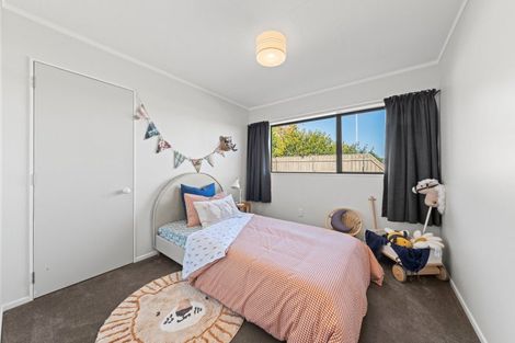 Photo of property in 620b South Road, Oakura, 4314