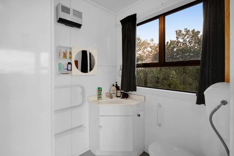 Photo of property in 27 Fitzroy Road, Fitzroy, New Plymouth, 4312