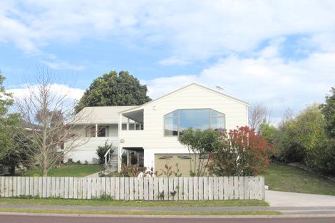 Photo of property in 15 Cory Wright Drive, Tairua, 3508