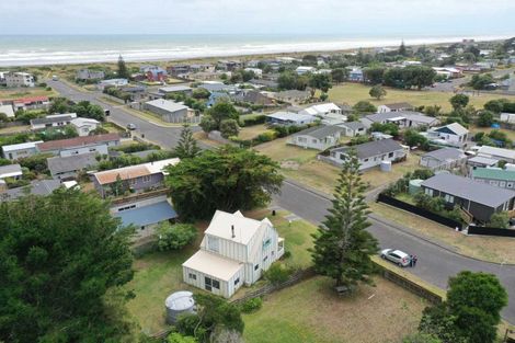 Photo of property in 23 Hydrabad Drive, Waitarere Beach, Levin, 5510