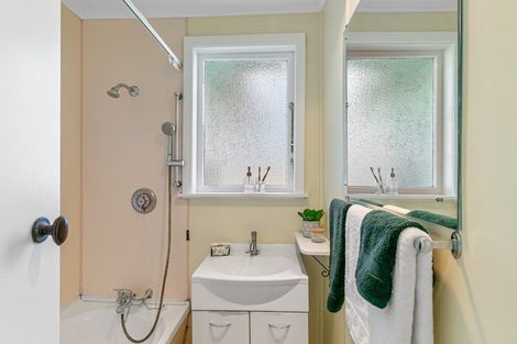 Photo of property in 12 Awatea Street, Levin, 5510