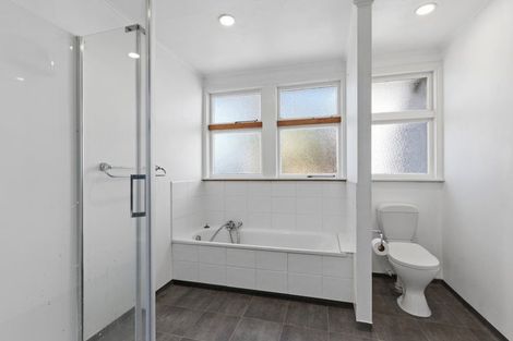 Photo of property in 18 Croziers Road, St Albans, Christchurch, 8052