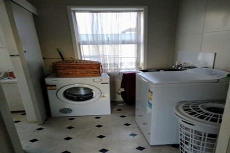 Photo of property in 52 Kirkcaldy Street, South Dunedin, Dunedin, 9012