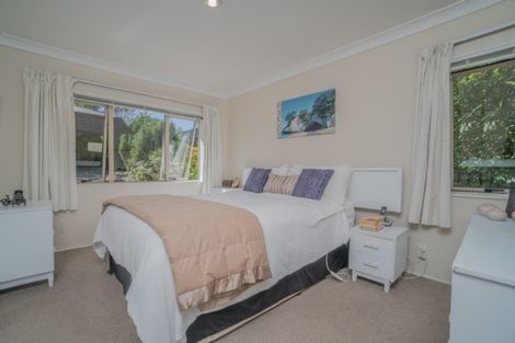Photo of property in 21 Chieftain Rise, Goodwood Heights, Auckland, 2105