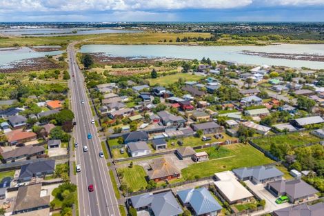Photo of property in 92 Bridge Street, New Brighton, Christchurch, 8061