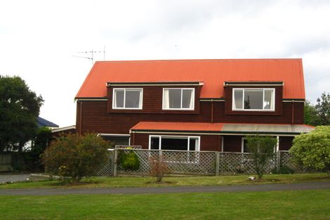 Photo of property in 60 Walton Park Avenue, Fairfield, Dunedin, 9018