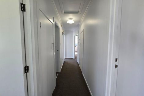 Photo of property in 16 Blenheim Street, Glenfield, Auckland, 0629