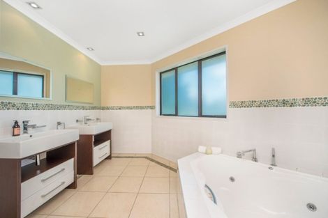 Photo of property in 529 Ross Street, Pirongia, 3802