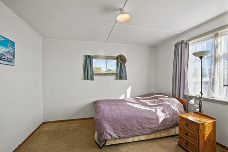 Photo of property in 6 Rata Street, Upper Vogeltown, New Plymouth, 4310