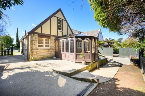 Photo of property in 31 Redwood Grove, Hokowhitu, Palmerston North, 4410