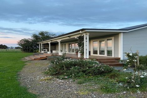 Photo of property in 35 Sears Road, Meeanee, Napier, 4183