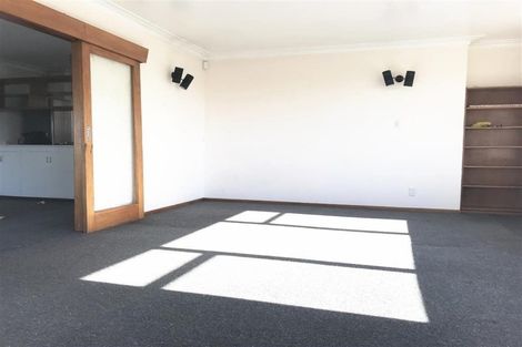 Photo of property in 5 Lloyd Avenue, Mount Albert, Auckland, 1025