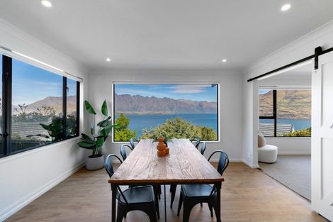 Photo of property in 19 Richards Park Lane, Fernhill, Queenstown, 9300