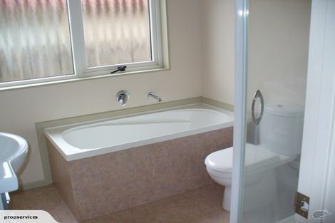 Photo of property in 67e Avenue Road, Otahuhu, Auckland, 1062