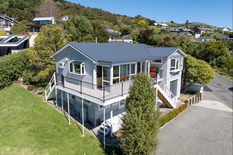 Photo of property in 19 Watson Street, Akaroa, 7520