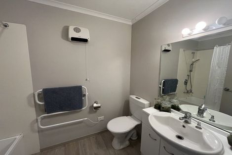 Photo of property in 8a Hinton Road, Taradale, Napier, 4112