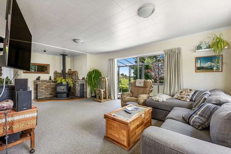 Photo of property in 21 Pararewa Drive, Whalers Gate, New Plymouth, 4310